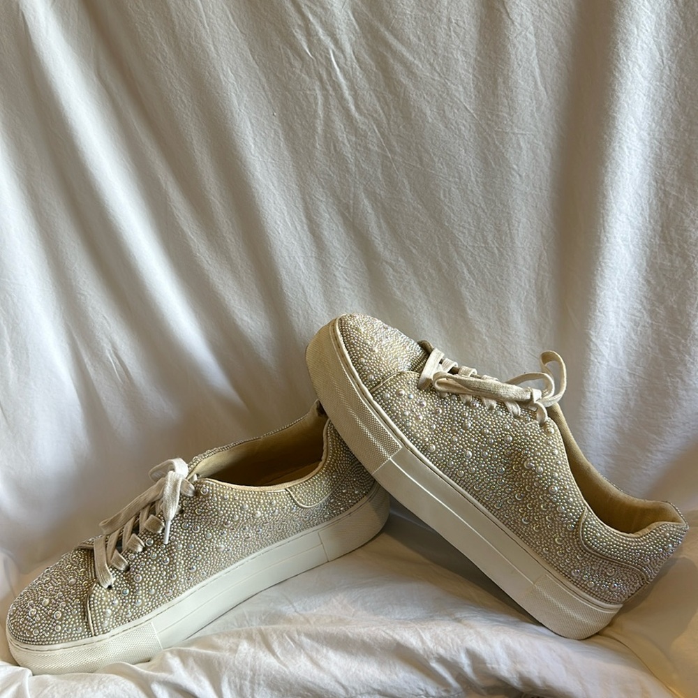 Betsy Johnson Shoes